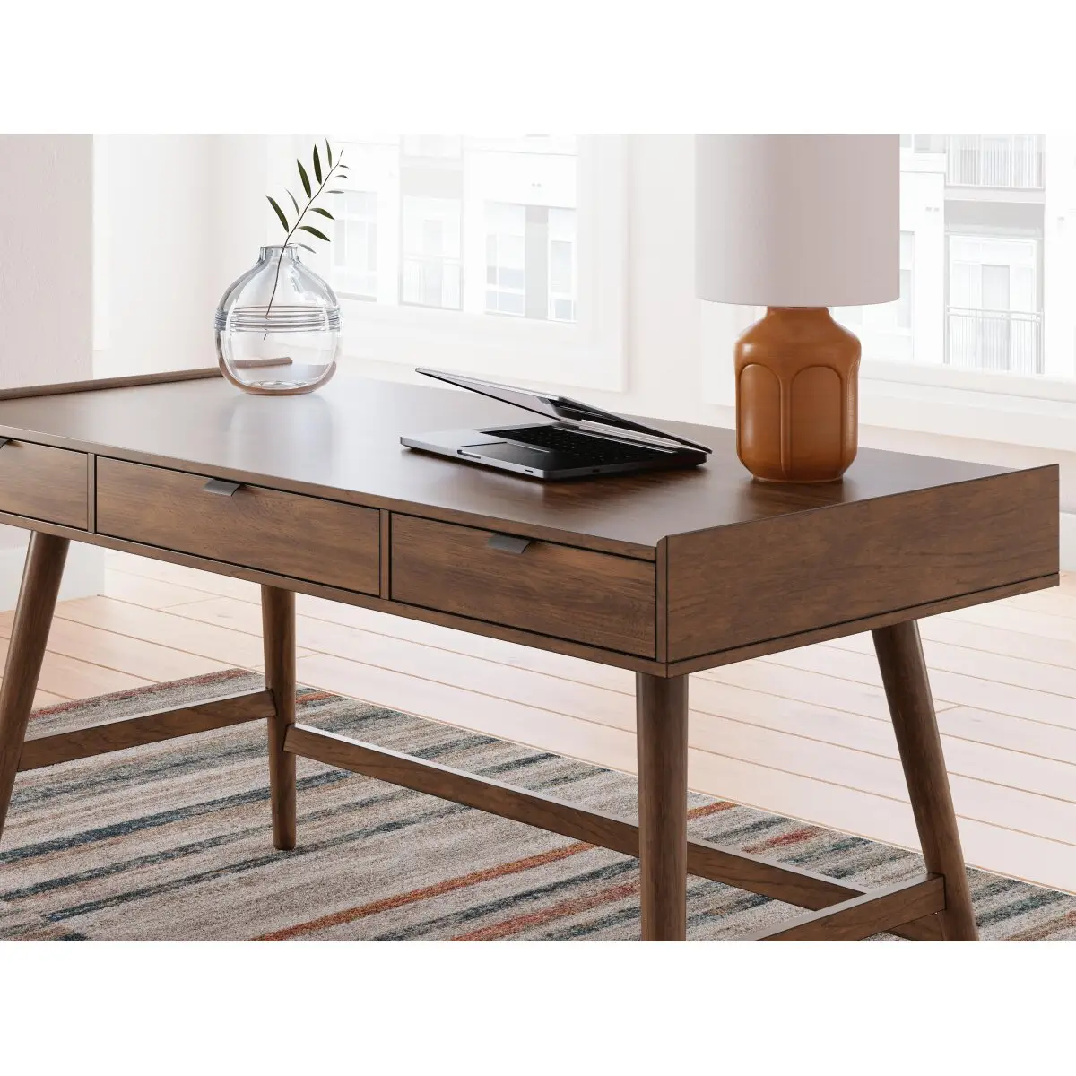 Lyncott 60" Home Office Desk - Image 11