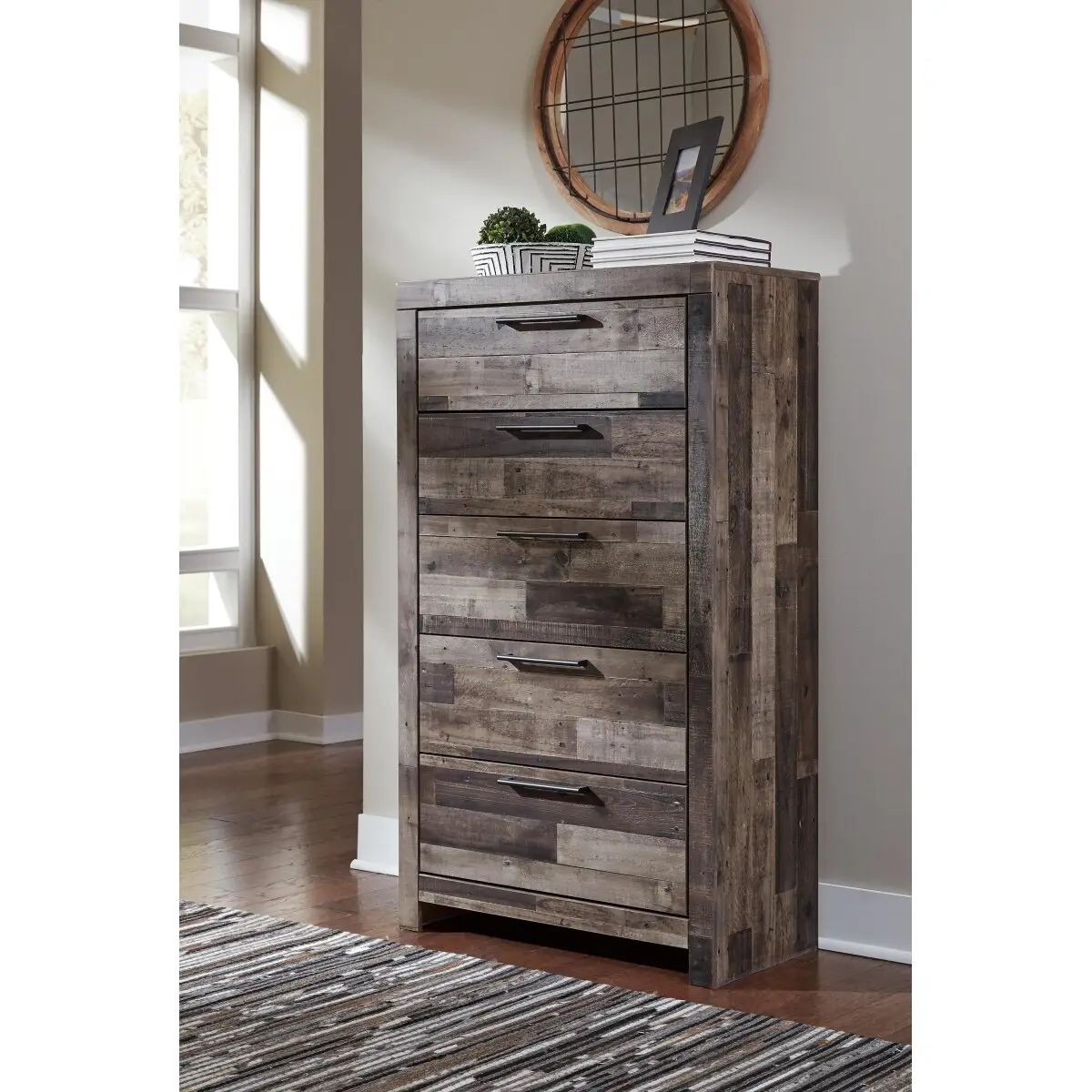 Derekson Chest of Drawers - Image 3