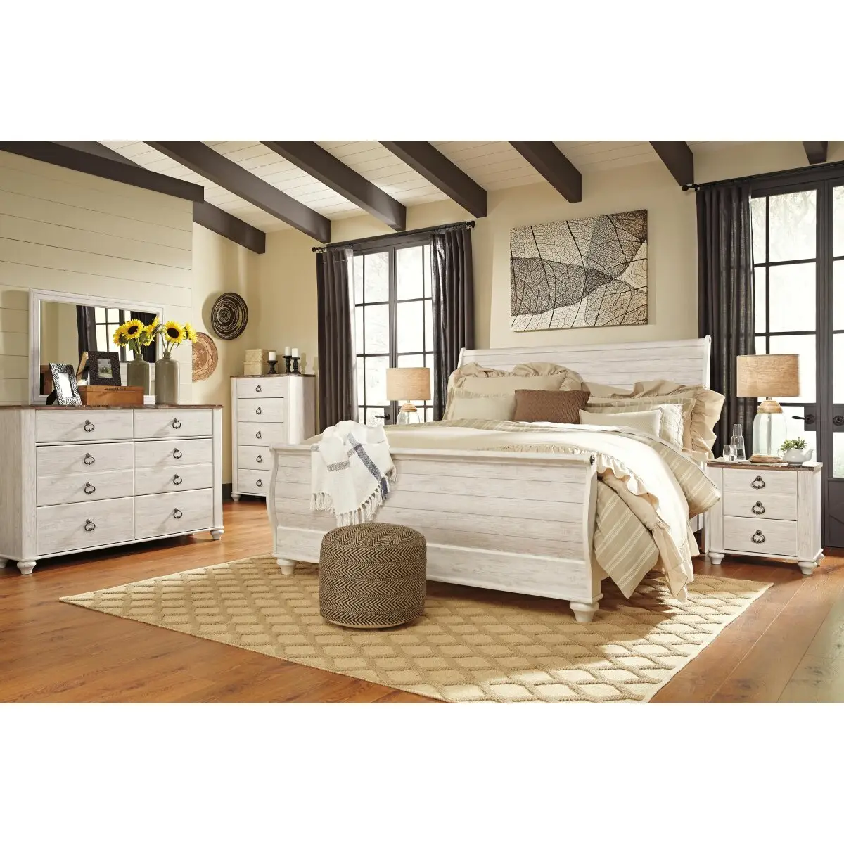 Willowton Chest of Drawers - Image 4